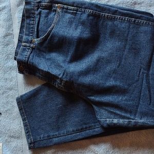 Chic Medium Wash Straight Leg Plus Size Jeans 22W